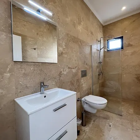 Pollen 2 Bedroom With Private Pool-kalkan فيلة *